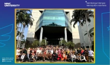 MNC University Gelar...