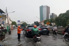 Hujan Deras, 5 RT di...