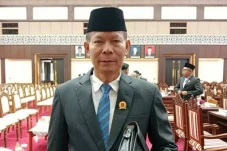 Legislator Perindo Pacu...