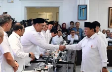 Tukin Kemenpora Naik,...