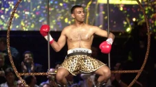 Legenda Tinju Naseem...