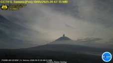 Gunung Semeru Erupsi...