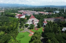Kelas Internasional...
