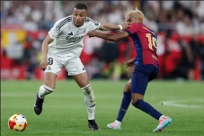 Real Madrid Atau Barcelona...