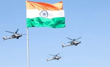 India Tuding Pakistan...