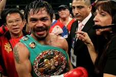 Manny Pacquiao Tak Aktif...