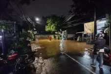 Banjir Jakarta, 14 RT...