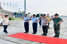 Prabowo Akan Terima...