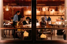 Usung Farm to Table,...