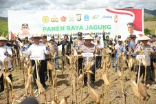 Kapolri dan Menteri...