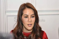Olla Ramlan Resmi Lepas...