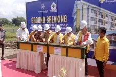 Bangun Asrama Mualimin,...