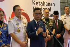 Singgung Program Dedi...