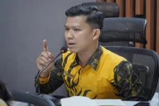 Polemik TNI Jaga Kejaksaan,...
