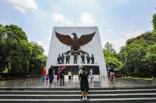 Mereka yang Bersuara...