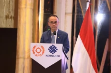 Wakili Indonesia, Indra...