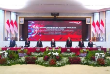Bank Jatim Tebar Dividen...