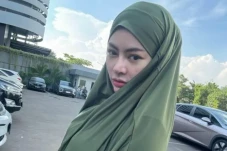 Profil Vitalia Shesya,...