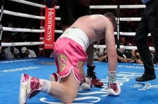 Terence Crawford Pukul...