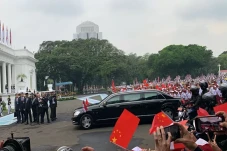 21 Tembakan Meriam dan...