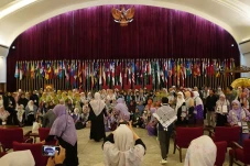 Jika Semua Bergerak,...