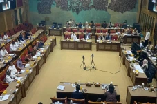 Komisi X DPR Kabulkan...