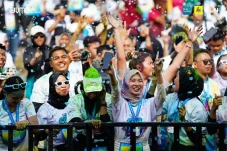 PLN Mobile Color Run...