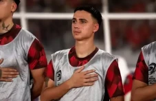 Eliano Reijnders Absen...