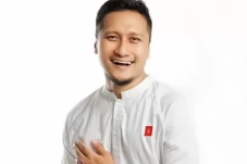 7 Artis Indonesia Naik...