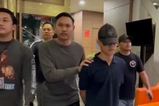 Penampakan Karyawan...
