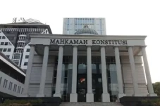 Soal Putusan Nomor 90/2023,...