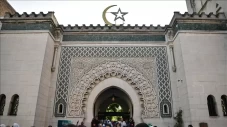Al Quran Dibakar dan...