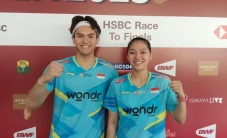 Debut Sensasional Adnan/Indah...