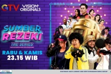 Ada Bunga di Tengah...