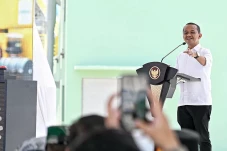 Save Raja Ampat Menggema,...
