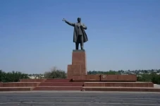 Tak Lagi Relevan, Kyrgyzstan...