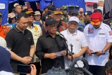Pramono Teken Pergub...