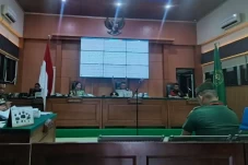 Didakwa Pasal Berlapis,...