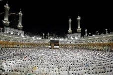 Studi Terbaru: Islam...