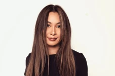 Profil Lucy Guo Wanita...