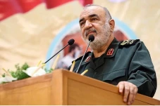 Israel Gempur Iran,...
