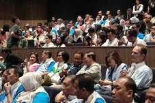 Momen Pramono-Anies...