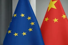 Dialog HAM ke-40 UE-China...