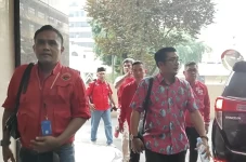 Kader PDIP Pastikan...