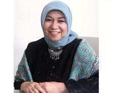 Pendidikan Nurhayati...