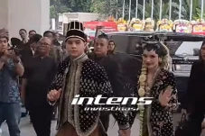 Al Ghazali-Alyssa Daguise...