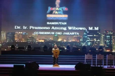 Gubernur Pramono Anung...