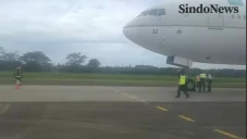 Kronologi Pesawat Saudi...