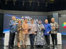 Rebut Hati Pelanggan,...