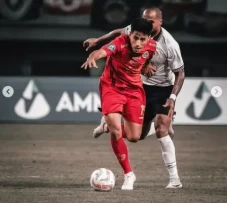 Persija Perpanjang Kontrak...